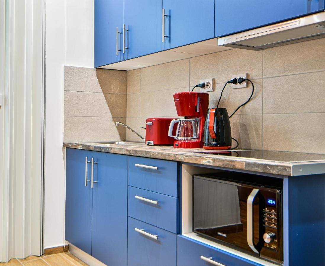 Cozy Blue Apartment By Zain Atény Exteriér fotografie